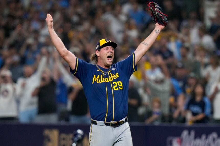 The Milwaukee Brewers win the first World Series title in franchise history, defeating Tampa Bay in 5 games The Milwaukee Brewers win the first World Series title in franchise history, defeating Tampa Bay in 5 games